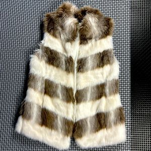 White House Black market,  soft Faux fur vest, size small, brown/white pattern